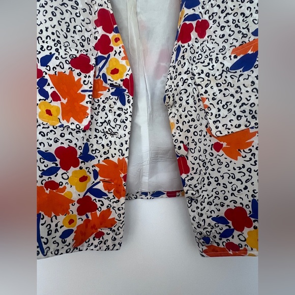 Vintage Oscar de la Renta Multicolor Floral Blazer and skirt - Picture 4 of 9